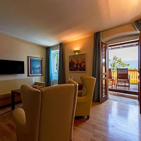 Hotel Baia D'oro - Adults Only Gargnano